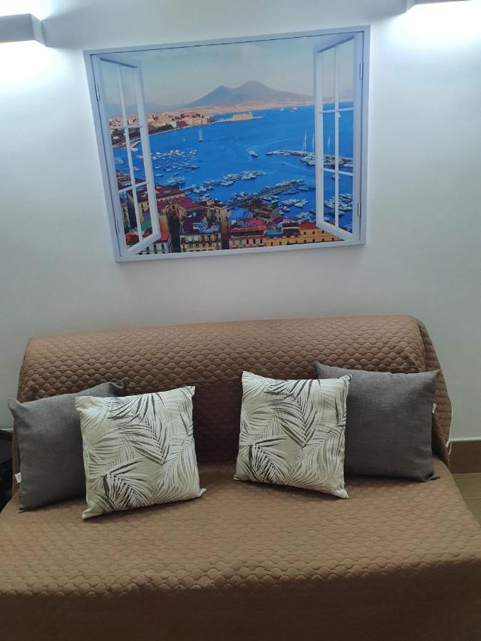 Bibis Home เนเปิลส์ ภายนอก รูปภาพ