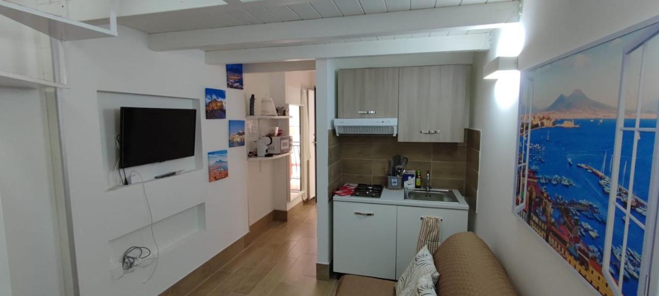 Bibis Home เนเปิลส์ ภายนอก รูปภาพ